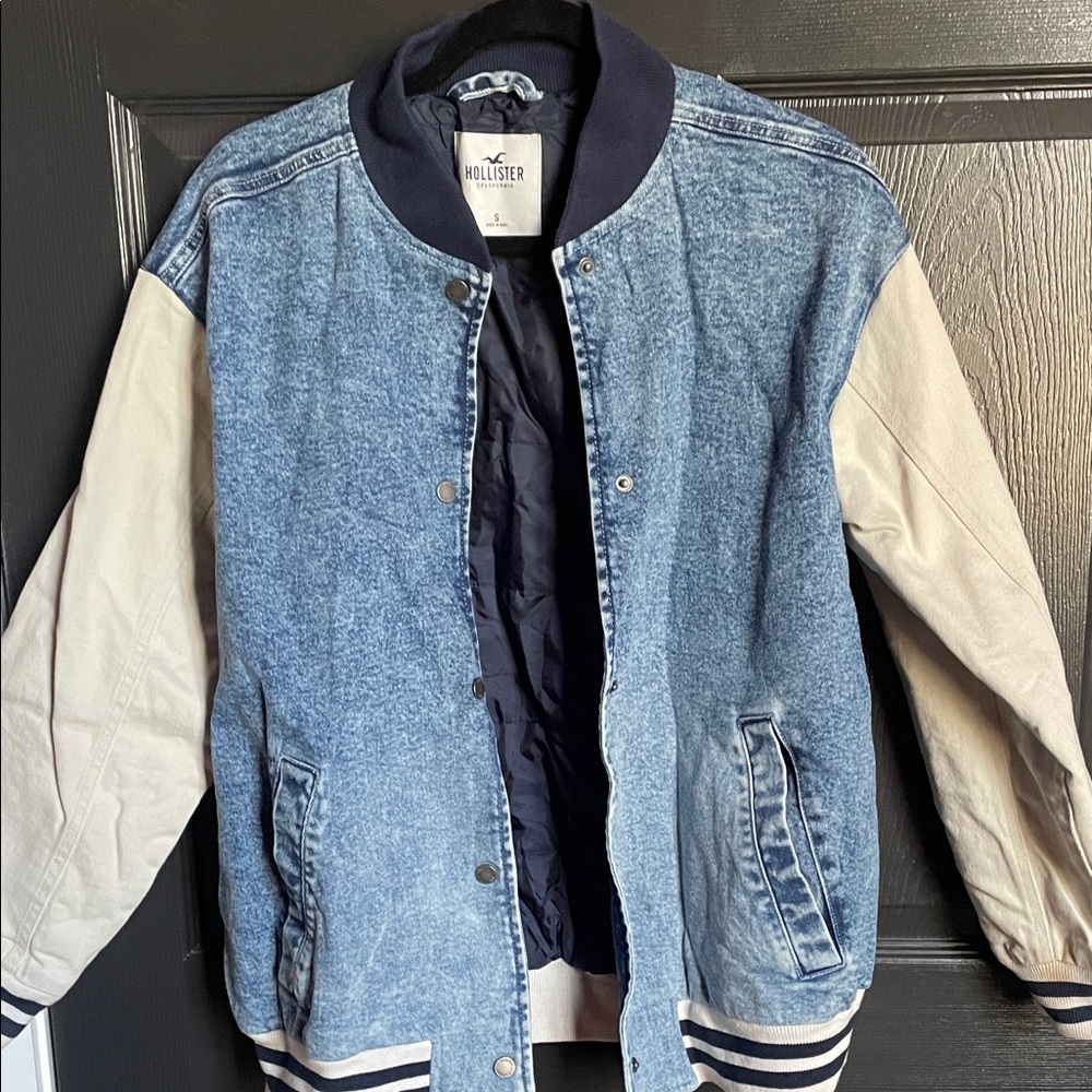 Hollister Denim and Beige Men's Bomber Jacket